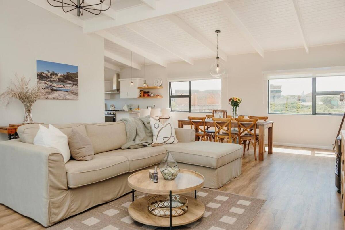 Ocean View 4-Bed Getaway On 펄리 비치 외부 사진