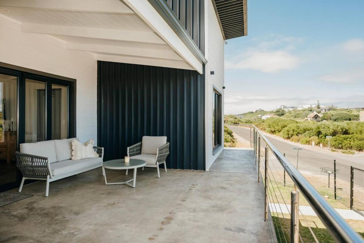 Ocean View 4-Bed Getaway On 펄리 비치 외부 사진